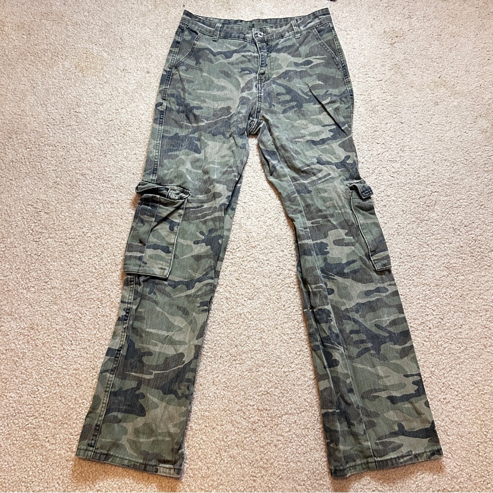 Green Camouflage Cargo Pants